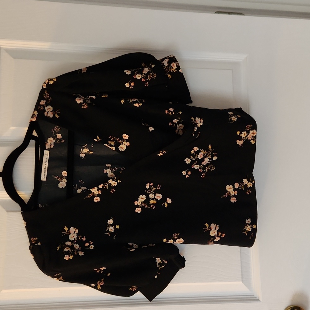 Abercrombie Wrap Top with Puff Sleeves